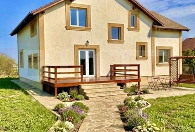 Casă cu 5 camere cu Teren 500 Mp în Sânmihaiu Român - 5