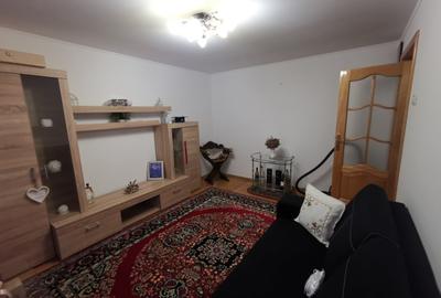 Apartament cu 3 camere decomandat în Central - 2