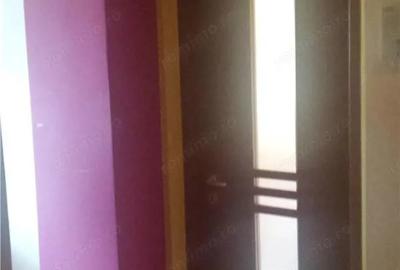 Apartament cu 3 camere decomandat în Steaua - 1