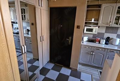 Apartament cu 2 camere decomandat în Petroșani - 6