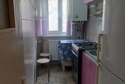 Apartament cu 2 camere semidecomandat în Casa de Cultură