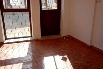 Spațiu comercial, de 20 mp, în Central - 1