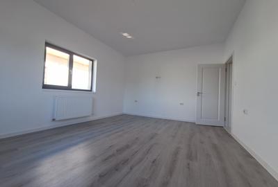 Duplex cu 4 camere cu Teren 417 Mp în Giarmata - 8