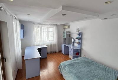 Casă individuală cu 12 camere cu Teren 321 Mp în Central - 4