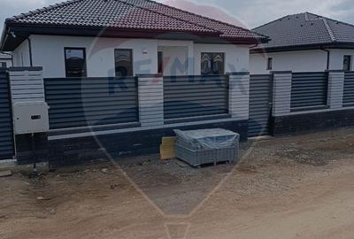 Casă cu 4 camere cu Teren 500 Mp în Tărlungeni - 4