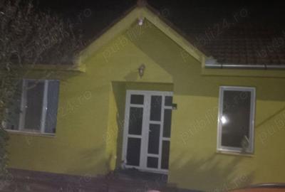 Casă cu 4 camere în Sântandrei - 2