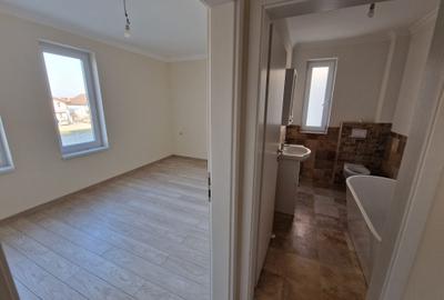 Apartament cu 2 camere decomandat în Giroc - 6