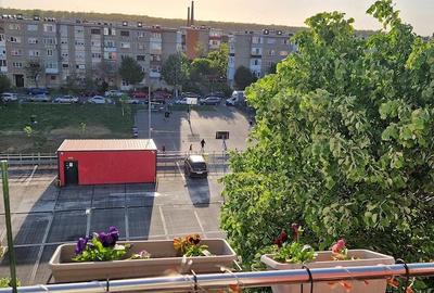 Apartament cu 2 camere decomandat în Alfa - 10