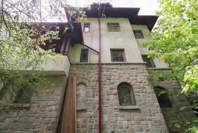 Apartament cu 5 camere semidecomandat în Furnica