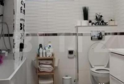 Casă cu 5 camere cu Teren 900 Mp în Priseaca - 12