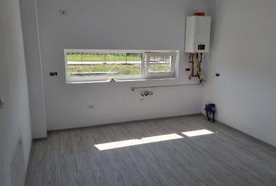Duplex cu 4 camere cu Canalizare în Săcălaz - 11