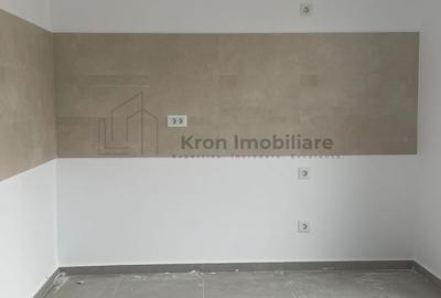 Apartament cu 2 camere decomandat în Tractorul - 8