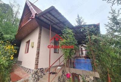 Casă cu 2 camere cu Teren 1403 Mp în Central - 3