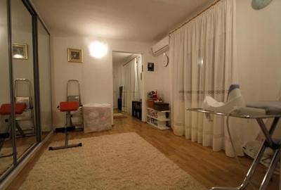 Eminescu, Tunari, imobil singur curte, comision 0 - 4