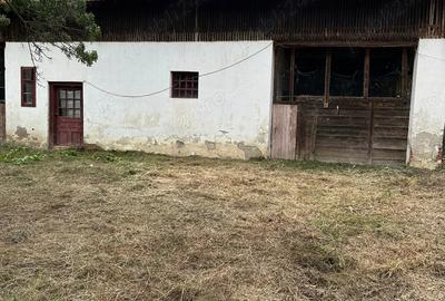 Casă cu 3 camere în Sculia - 1