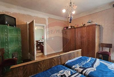 Casă cu Canalizare în Centrul Istoric - 3