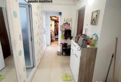 Apartament cu 2 camere decomandat în Spitalului - 3