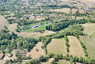 Teren intravilan, priveliste deosebita - 11