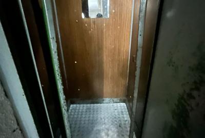 Titan 2 Camere Bloc 1977 Reabilitat Instalatii Schimbate 15 Min Metrou Titan - 19