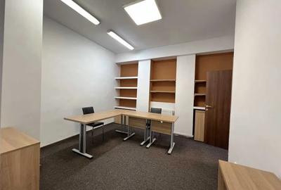 Apartament cu 2 camere semidecomandat, mobilat în Central