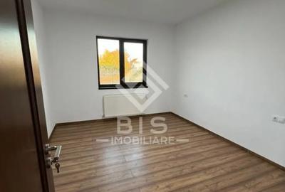 Casă cu 4 camere cu Teren 700 Mp în Unirea - 12