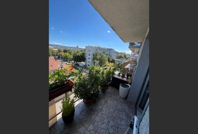 Garsonieră de 32 mp + balcon, etaj intermediar - 8
