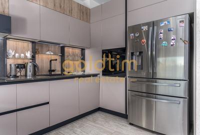 VILA SUPERBA/MOBILATA/UTILATA/PISCINA/CURTE 3000 MP/IESIRE LA LAC - 9