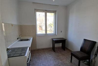 Apartament cu 2 camere, nemobilat - 9