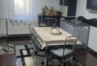 Apartament cu 3 camere decomandat în Câlnic - 7