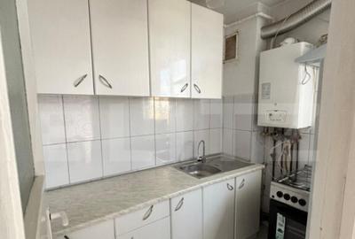 Garsoniera decomandata cu vedere panoramica mobilata - 3