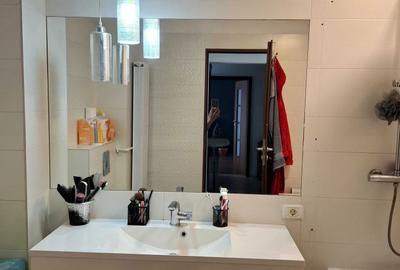 Apartament cu 2 camere decomandat în Cristian - 2