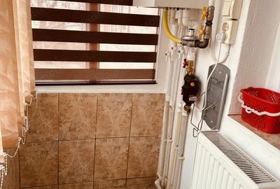 Vand apartament 2 camere Fete?ti Gara - 10