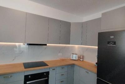 Casă cu 7 camere cu Teren 559 Mp în Central - 4