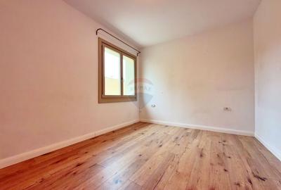 Casă cu 7 camere cu Teren 357 Mp în Romanilor - 14