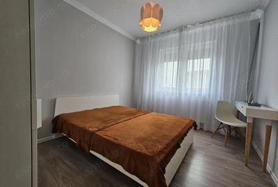 Apartament cu 3 camere semidecomandat în Girocului - 7