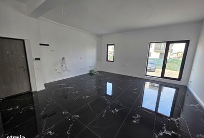 Spațiu comercial, de 50 mp, în Central