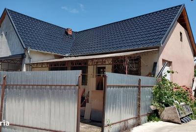 Casă cu 2 camere cu Teren 1759 Mp în Fârdea - 2