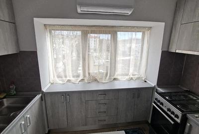 Apartament cu 3 camere decomandat în Brăilei - 4