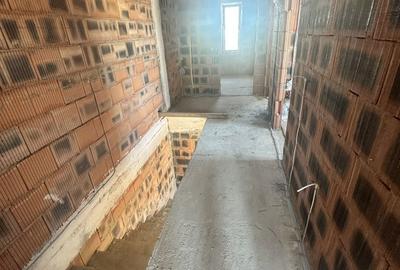 Casă cu 4 camere cu Teren 242 Mp în Central - 4