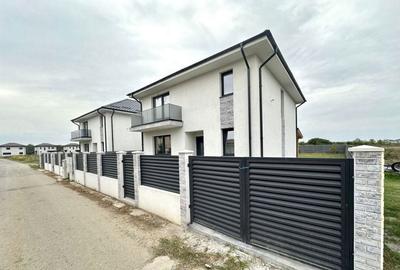 Casă cu 5 camere cu Teren 627 Mp în Corbeanca - 2