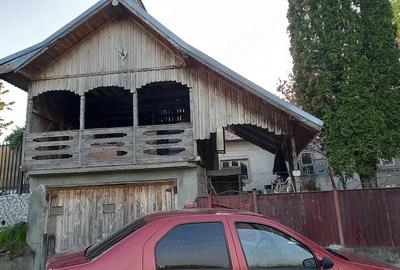 Casă cu Teren 16 Mp în Central - 2