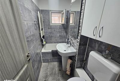 Garsonieră decomandată, mobilată în Micro IV - 1