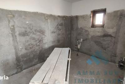 Casă cu 5 camere cu Teren 492 Mp în Glina - 20