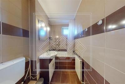 Apartament de vanzare in Sibiu - 47 mp utili + balcon - decomandat - 6