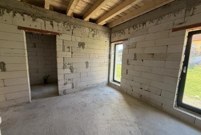 Casă individuală cu 4 camere cu Canalizare în Teiuș - 9