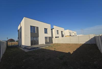 Vila individuala - 5 camere - 3 bai - beci- incalzire pardoseala- cartierul nou - 9