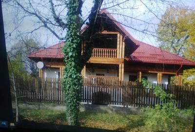 Casă cu 5 camere cu Teren 650 Mp în Breaza de Sus - 4