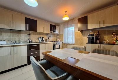 Apartament cu 2 camere semidecomandat în Aradului - 9