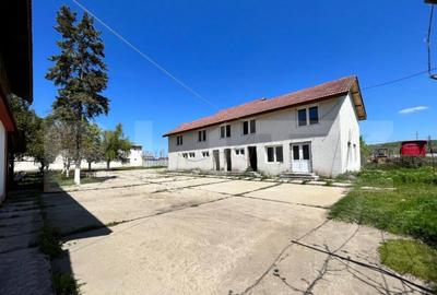 OPORTUNITATE! Teren intravilan 4,5 ha, cu 8 hale de+16.000mp - 1