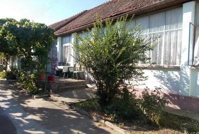 Casa Giarmata, 3 camere, anexe, 224mp, teren 836mp - 4